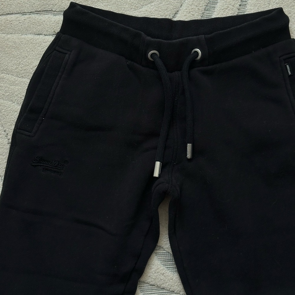 SuperDry Sweatpants - Picture 2 of 4